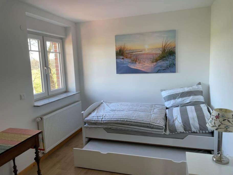Charmante Ferienwohnung In Idyllischer Lage Jever Eksteriør bilde