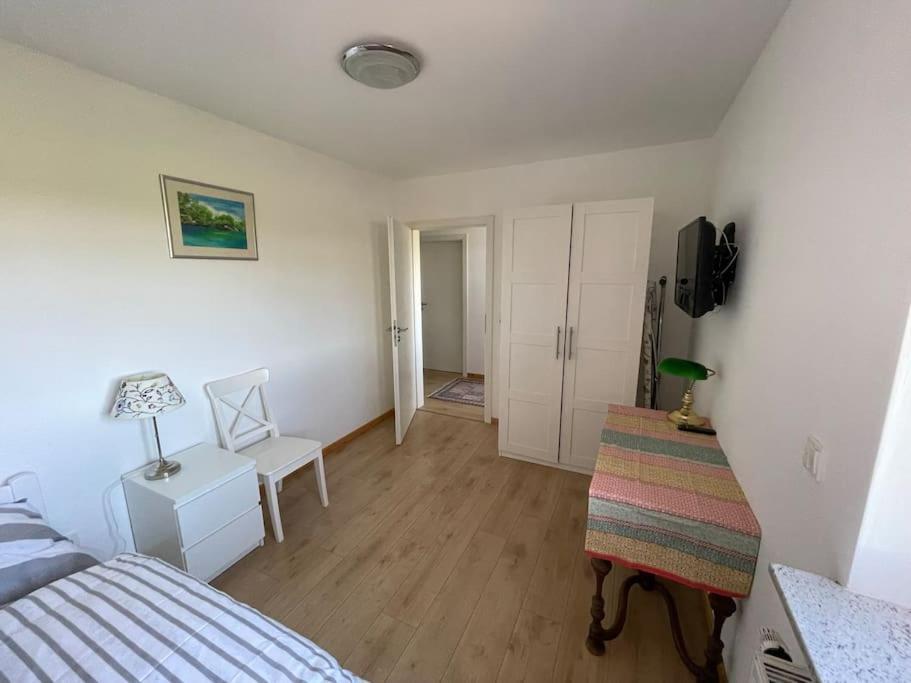 Charmante Ferienwohnung In Idyllischer Lage Jever Eksteriør bilde